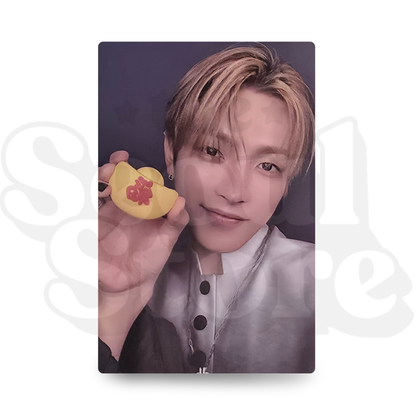 [PHOTOCARD] ATEEZ - GOLDEN HOUR PART.4 (P.O.B PHOTOBOOK TOKTOQ)