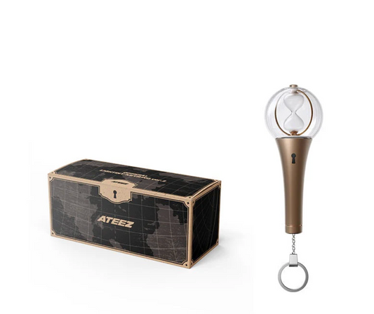 [PRE ORDER] ATEEZ - OFFICIAL LIGHTINY KEYRING VER.2