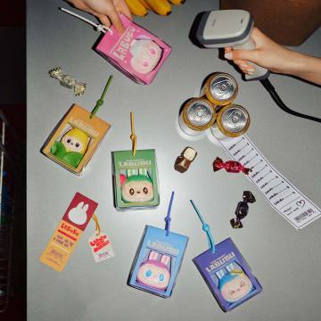 Labubu Wacky Mart Pinch Pendant